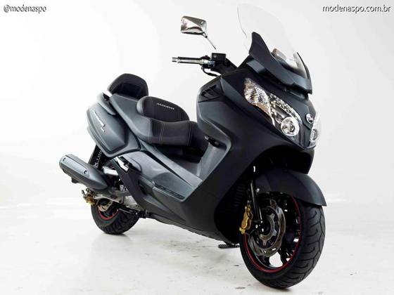 DAFRA MAXSYM 400i 